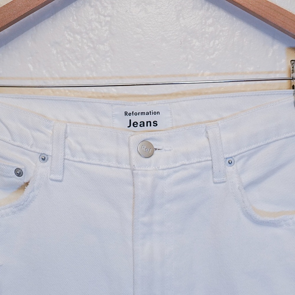 Reformation Julia High Cigarette Jean in Ivory Destroyed Color Wash | Size 30